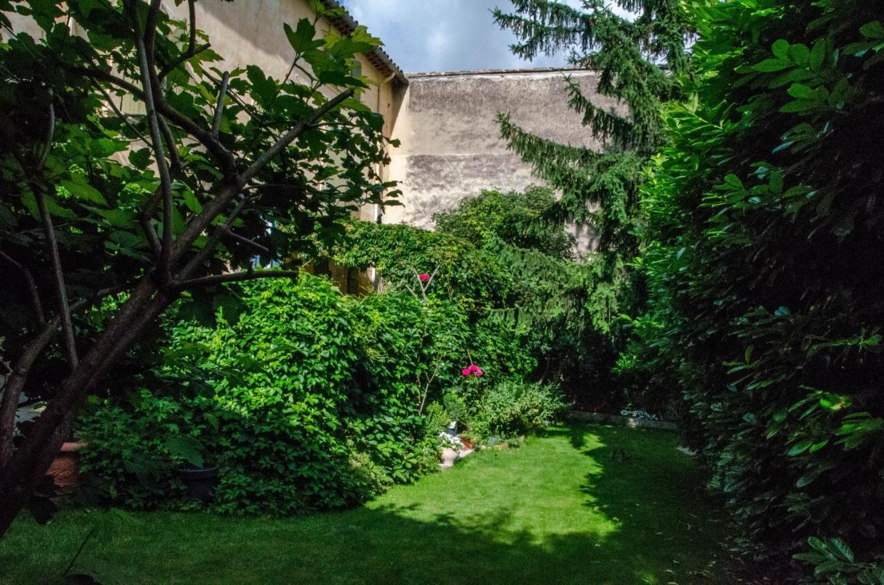 Bed and Breakfast Les Tournesols Mallemort Esterno foto