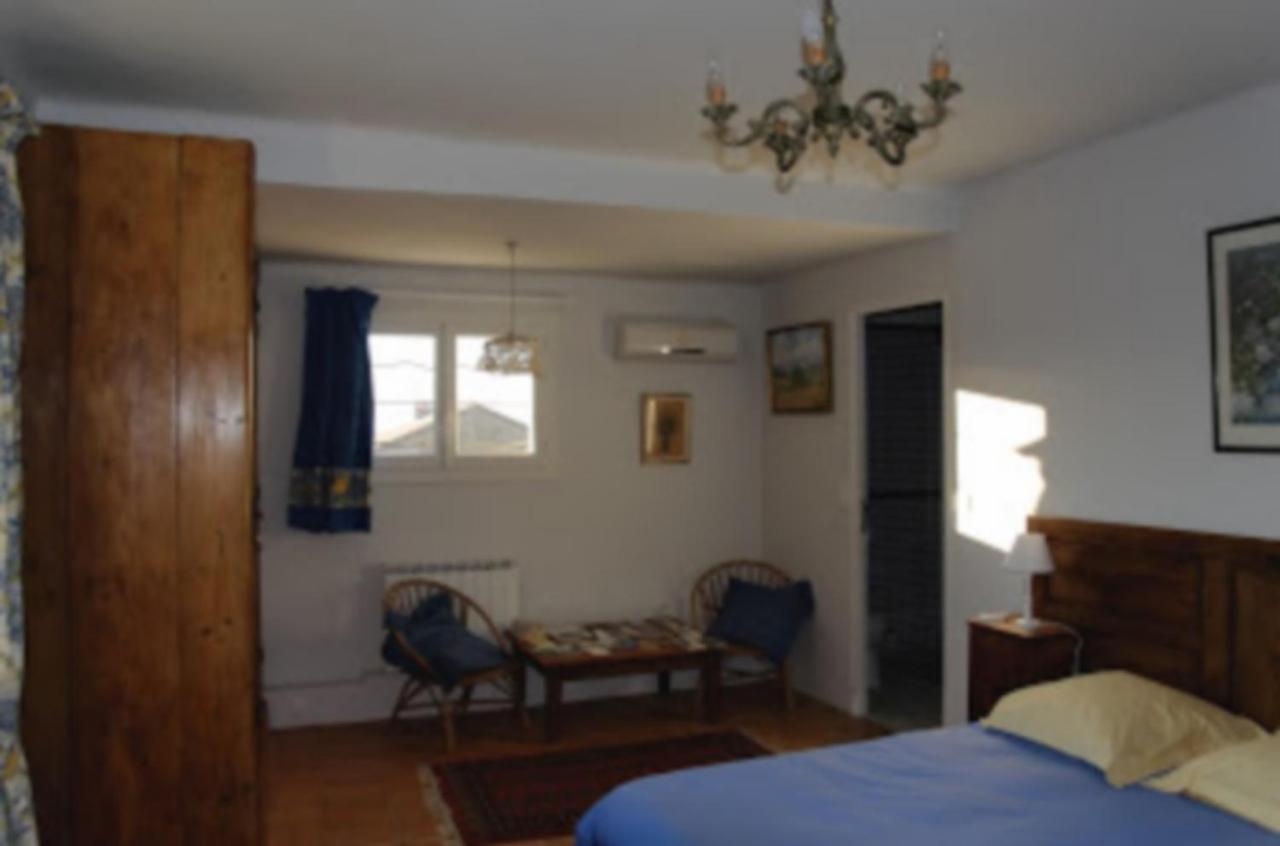 Bed and Breakfast Les Tournesols Mallemort Esterno foto