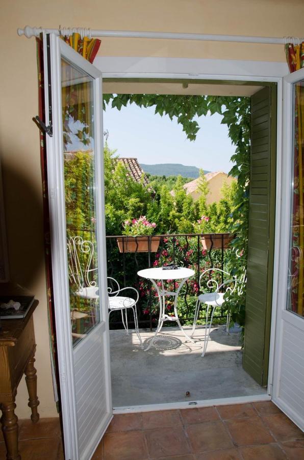 Bed and Breakfast Les Tournesols Mallemort Esterno foto