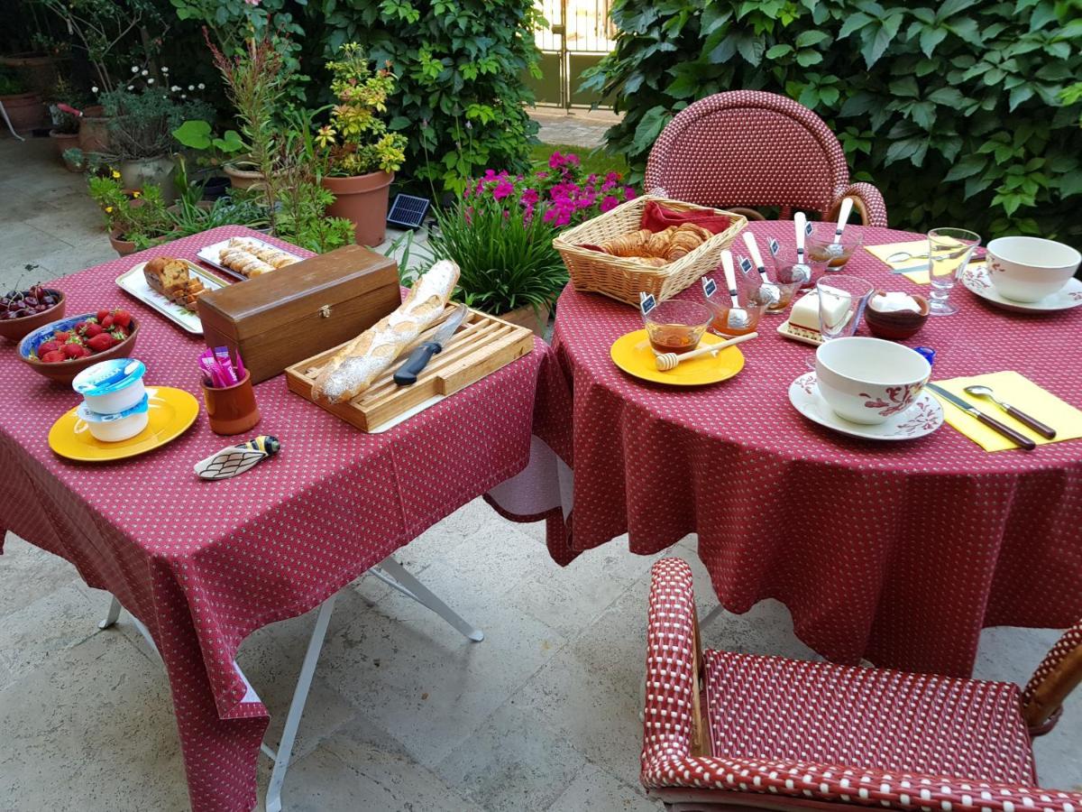 Bed and Breakfast Les Tournesols Mallemort Esterno foto
