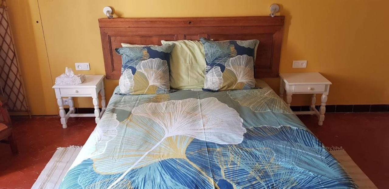 Bed and Breakfast Les Tournesols Mallemort Esterno foto
