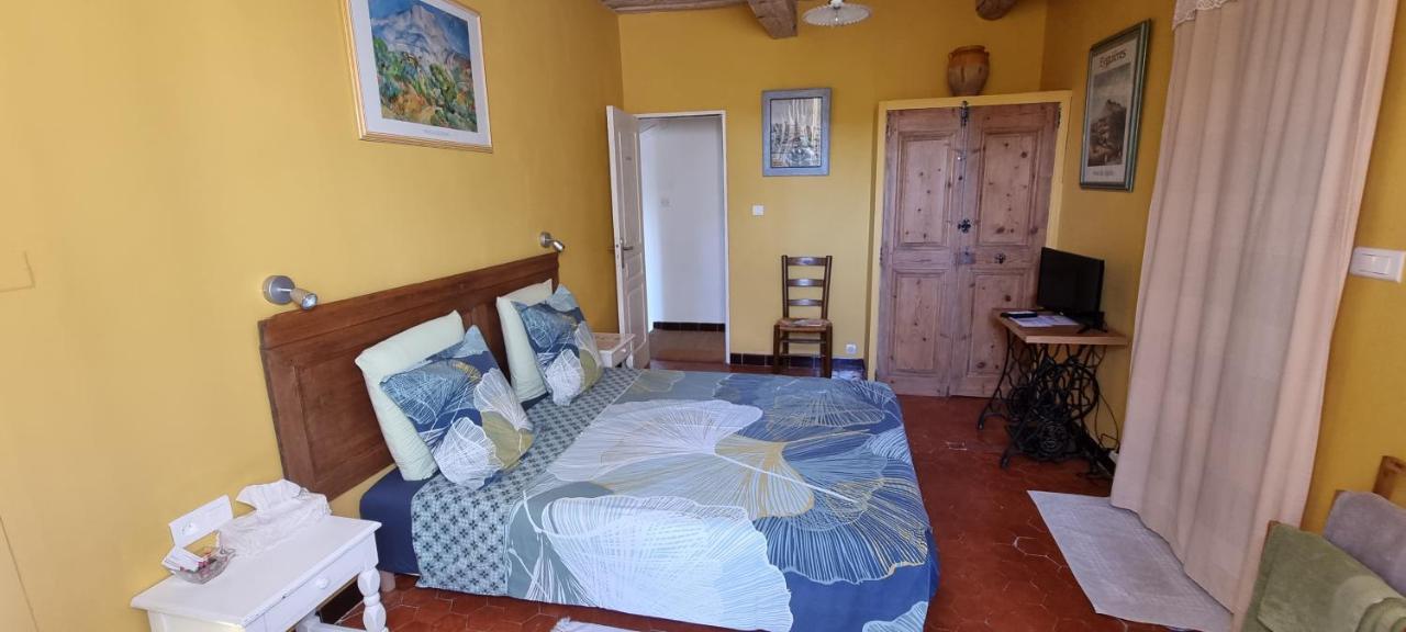 Bed and Breakfast Les Tournesols Mallemort Esterno foto