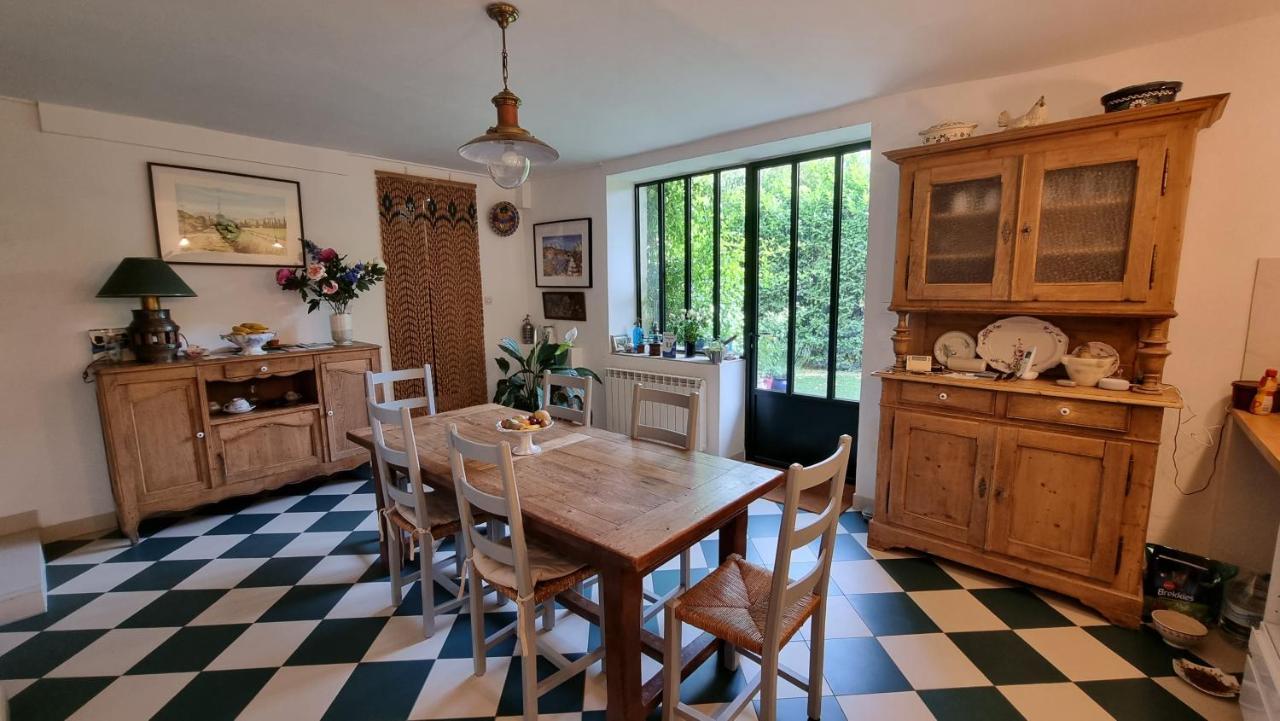 Bed and Breakfast Les Tournesols Mallemort Esterno foto