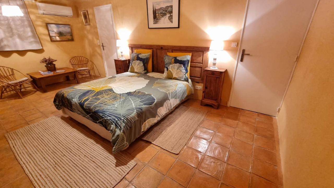 Bed and Breakfast Les Tournesols Mallemort Esterno foto