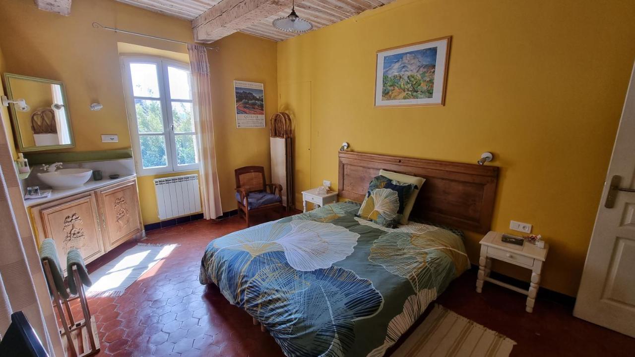 Bed and Breakfast Les Tournesols Mallemort Esterno foto
