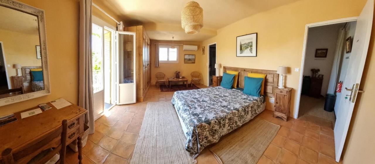 Bed and Breakfast Les Tournesols Mallemort Esterno foto