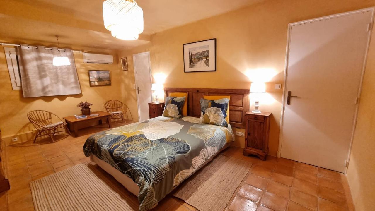 Bed and Breakfast Les Tournesols Mallemort Esterno foto